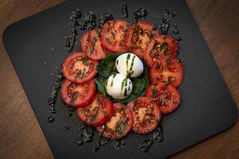 burrata caprese starter fresh mozzarella