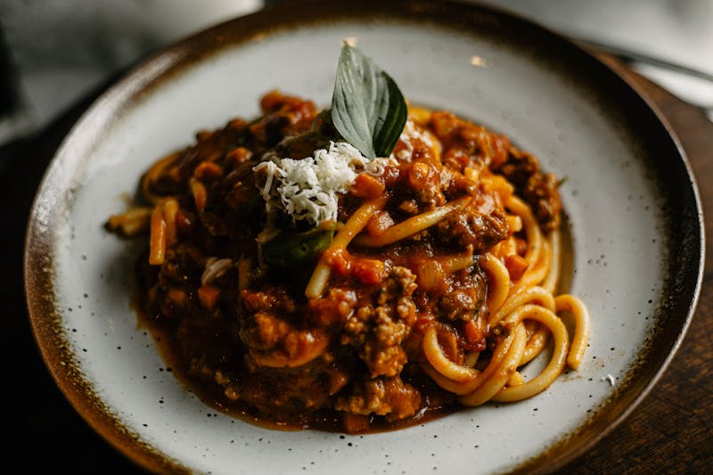pasta bolognese slow cooked meat sauce