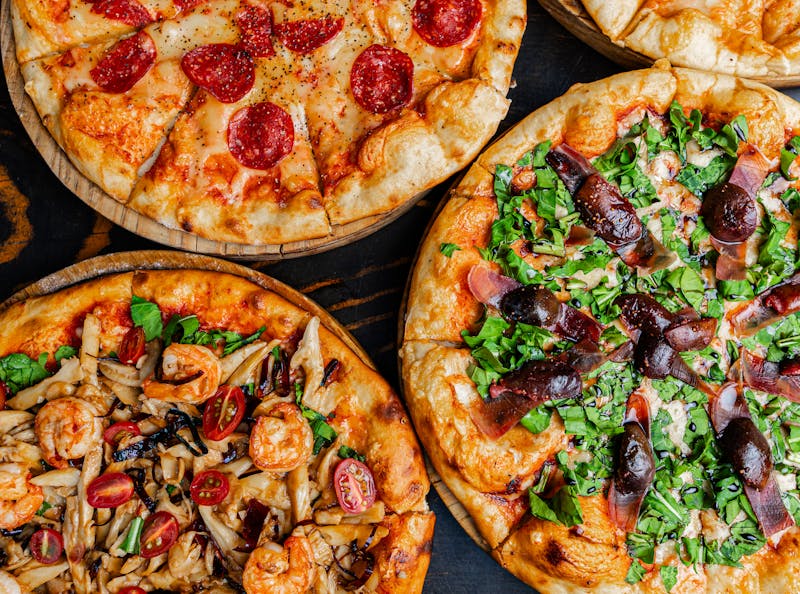 pizza luce Quattro Formaggi four cheese pizza